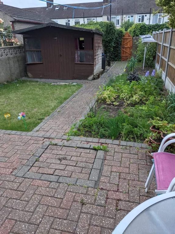 Property photo 2 of 9