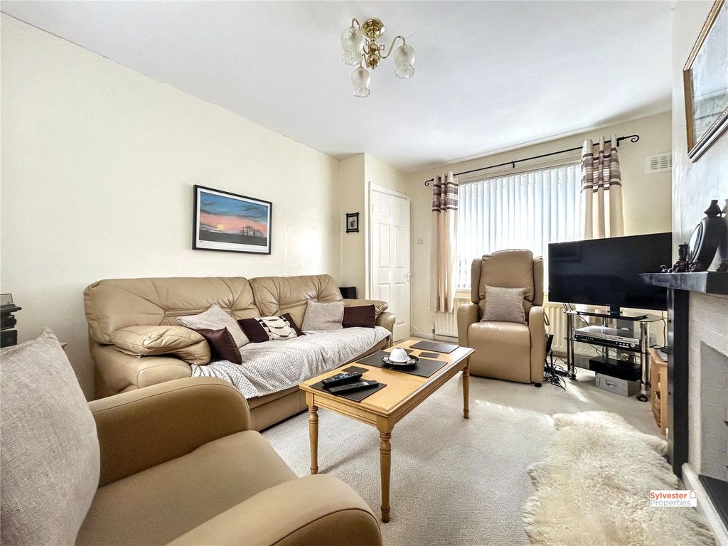 Property photo 3 of 18 Picture No. 11