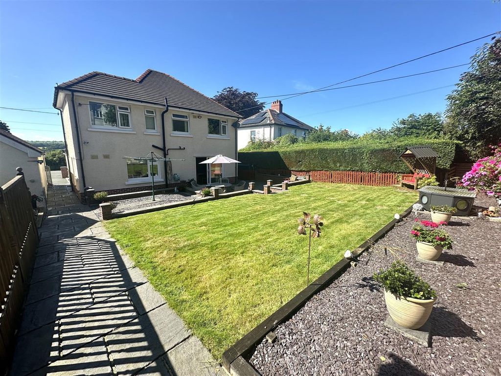 Property photo 2 of 31 Externally
