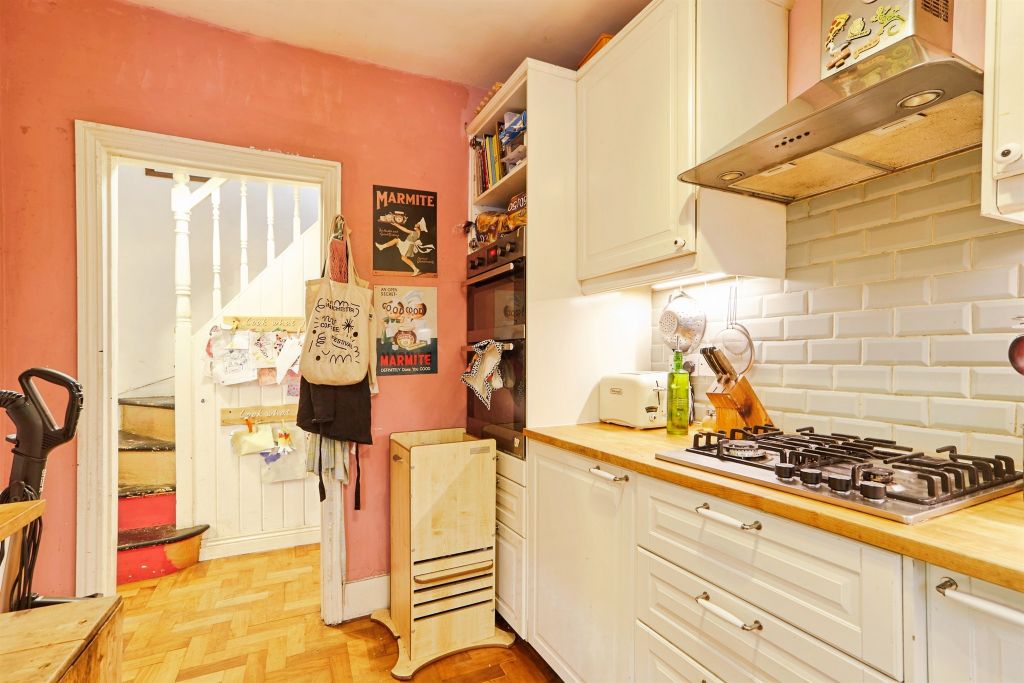 Property photo 3 of 17