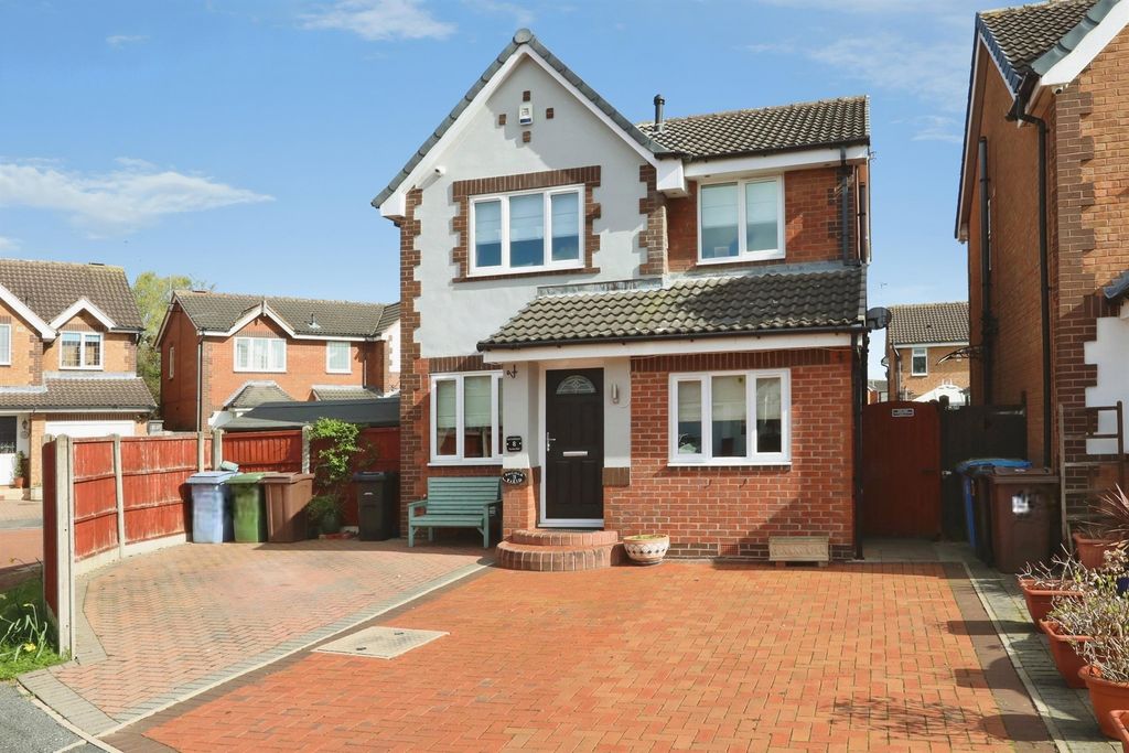 Property photo 1 of 8