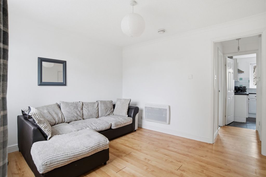 Property photo 2 of 11 5060013