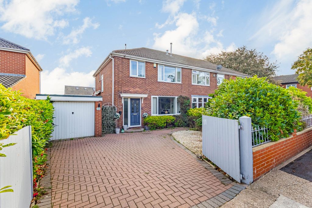 Property photo 1 of 19 3 Bedroom Semi Detached For Sale