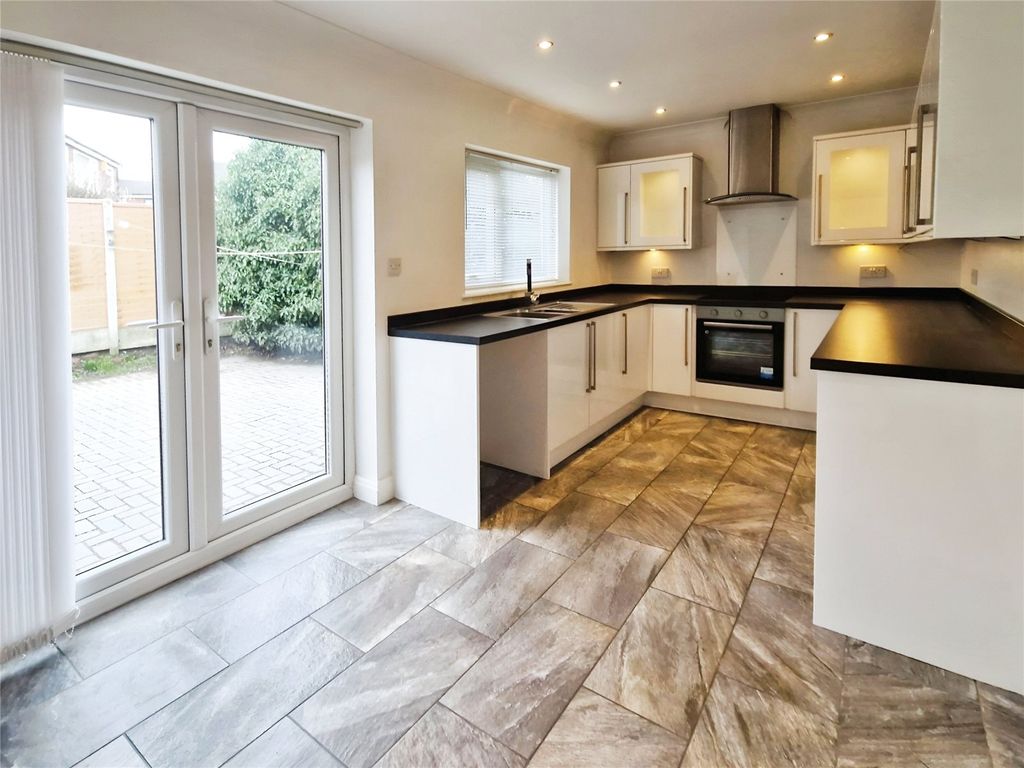 Property photo 3 of 14 Picture No. 28