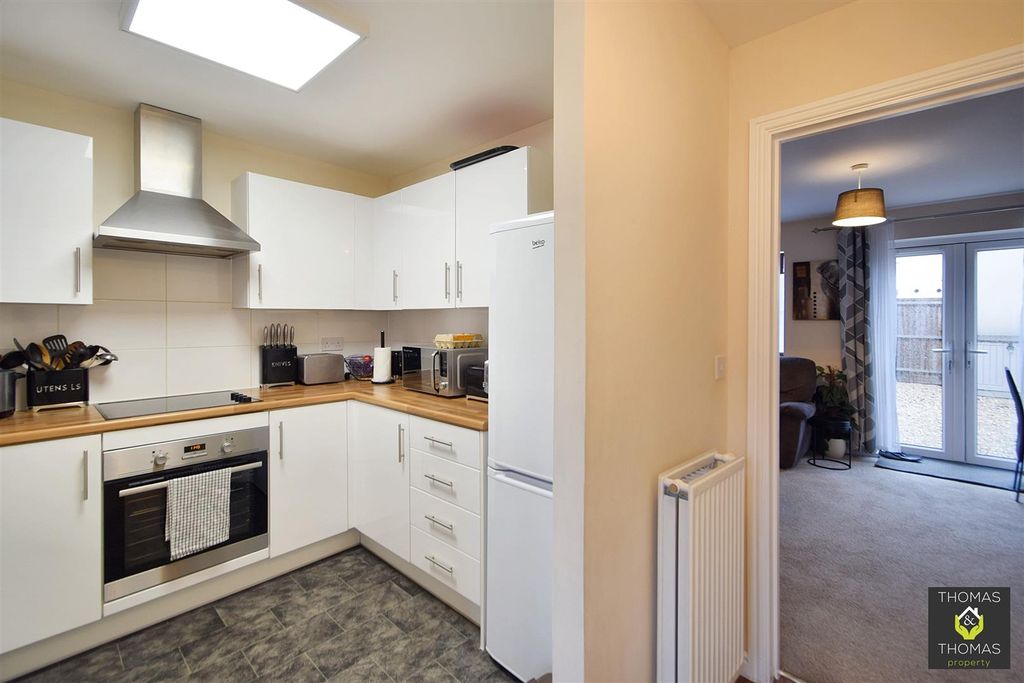 Property photo 3 of 14