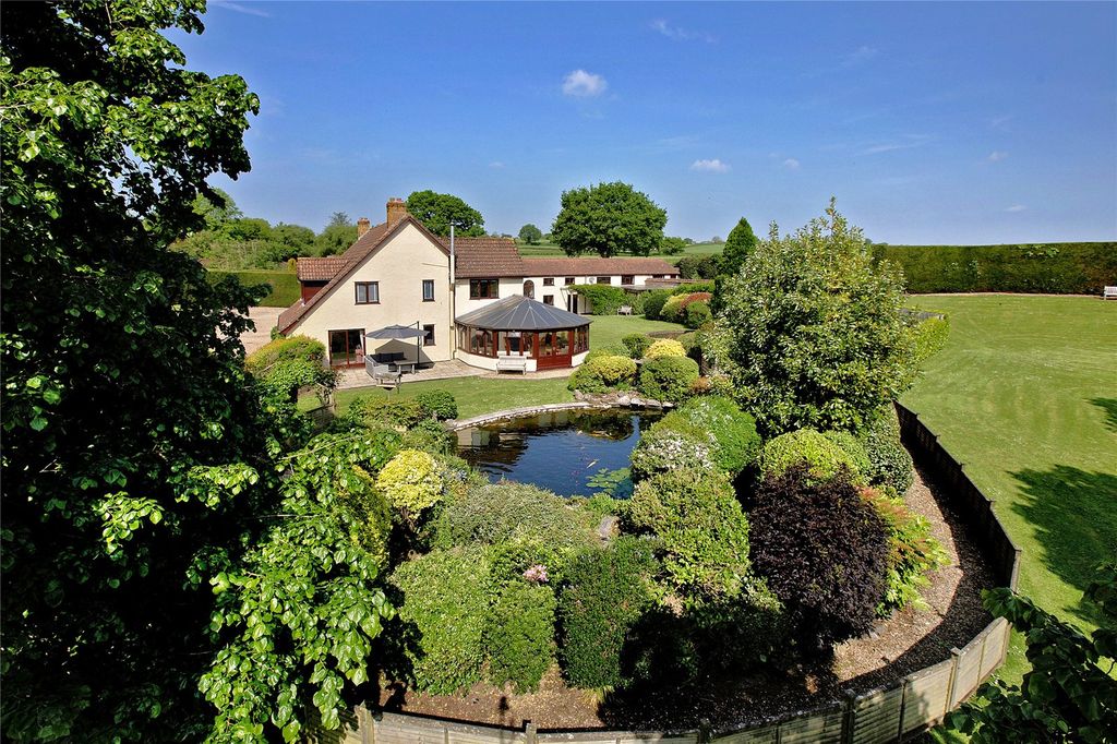 Property photo 1 of 24 Thorne Farm