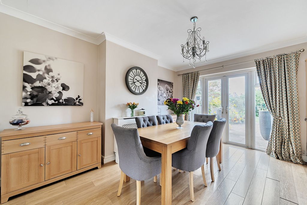 Property photo 3 of 16 1333112-13-689E21...