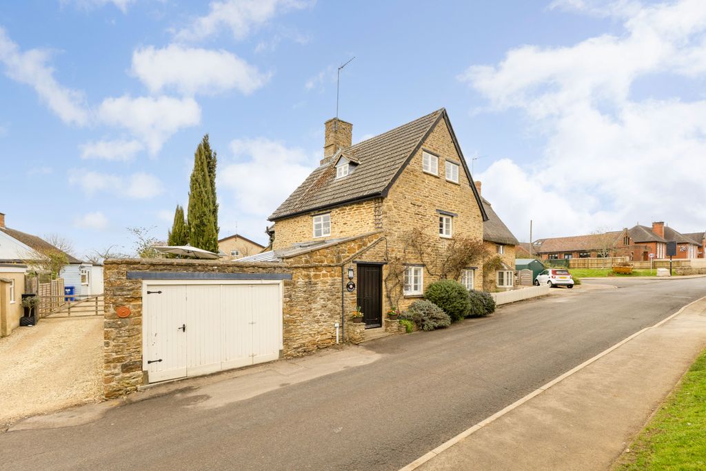 Property photo 1 of 13