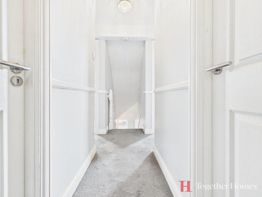 Additional image 25 of 4 bed semi-detached house for saleBlacksmiths Lane, Rainham RM13