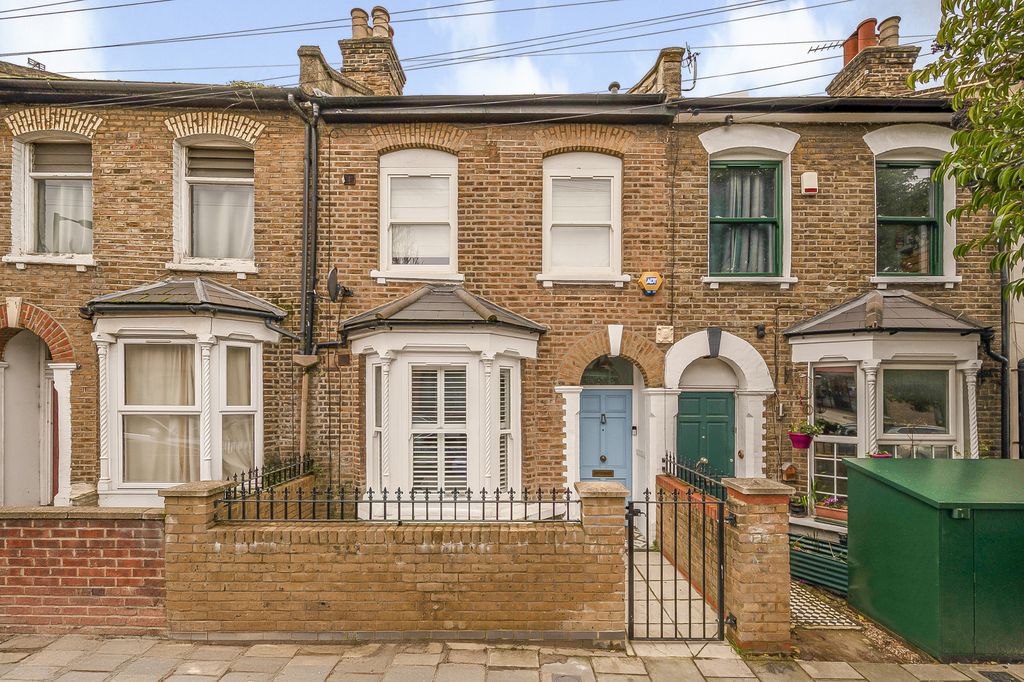 Property photo 1 of 13