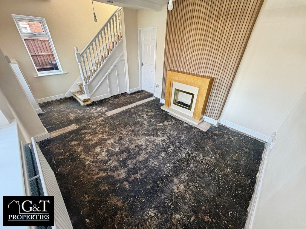 Property photo 3 of 16 Reception Room