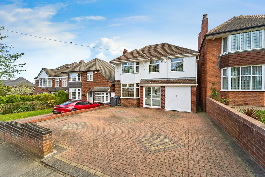 Property photo 1 of 17