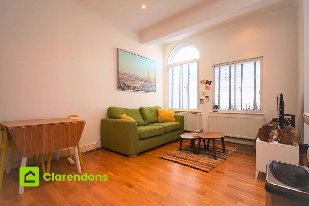 Property photo 2 of 14 3