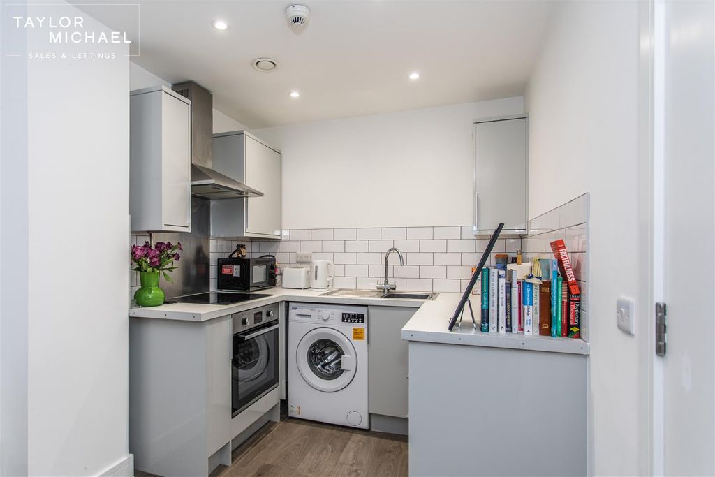 Property photo 1 of 12 Kitchen