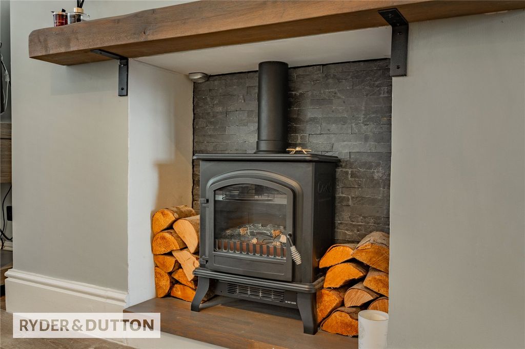 Property photo 3 of 15 Picture 3