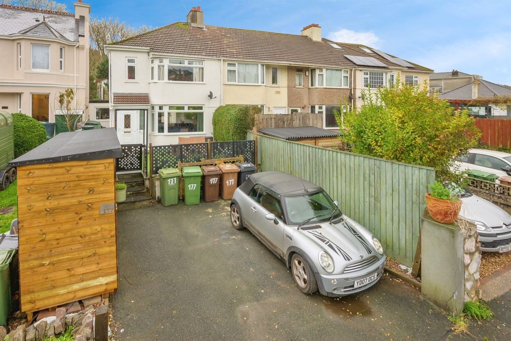 Property photo 1 of 20