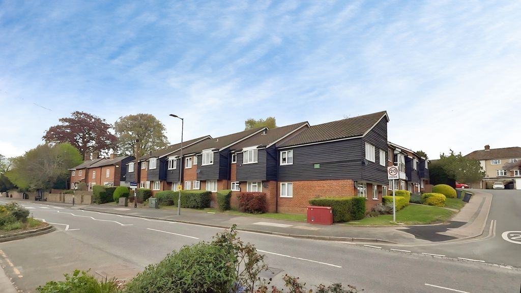 Property photo 3 of 17 Pbox-Img.Jpg