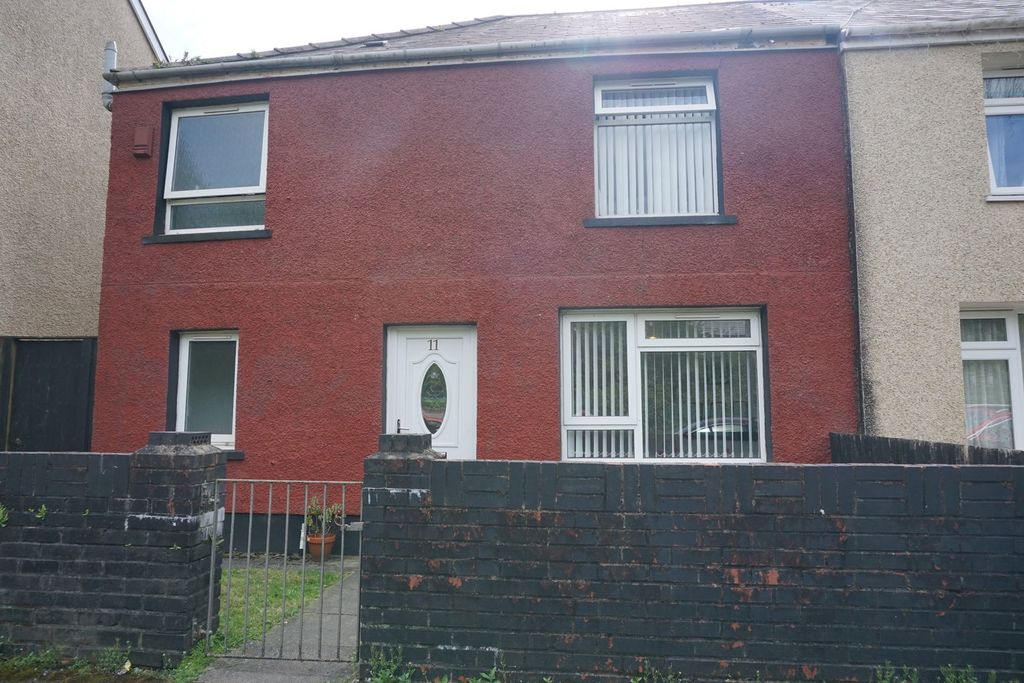 Property photo 2 of 15