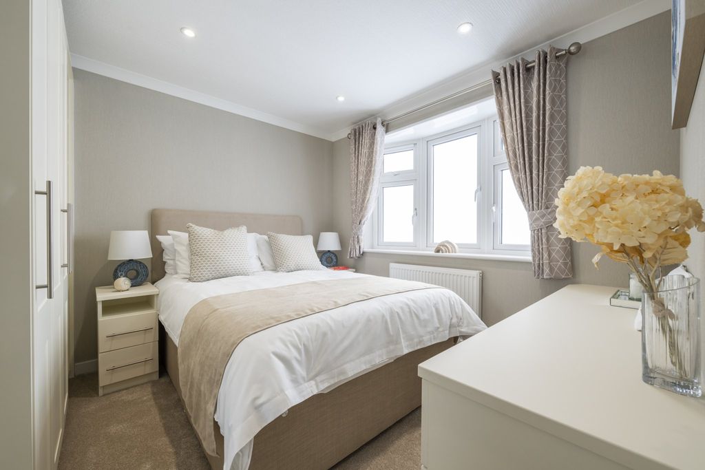 Property photo 3 of 4