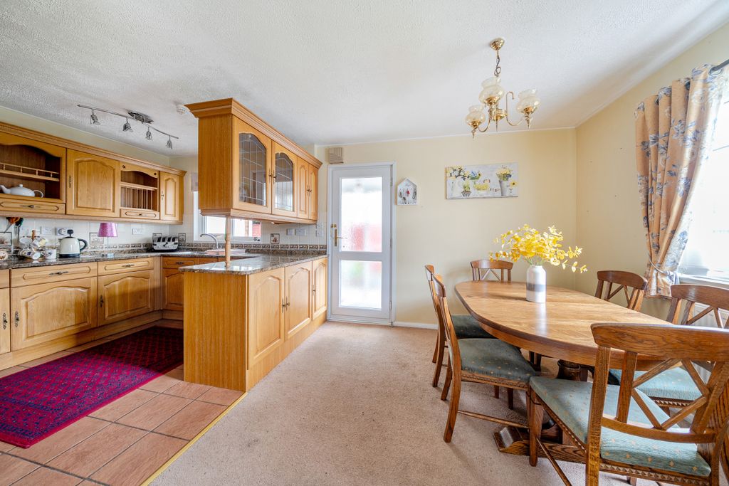 Property photo 2 of 24 1280751 (11)
