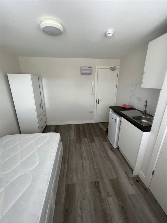 Property photo 1 of 3 1Da8Ddb2-c01d-47Da-99B1-8959Ef8d99A3.Jpg