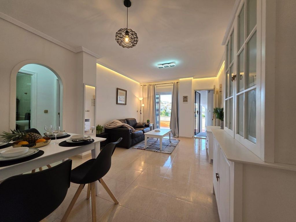 Property photo 1 of 50