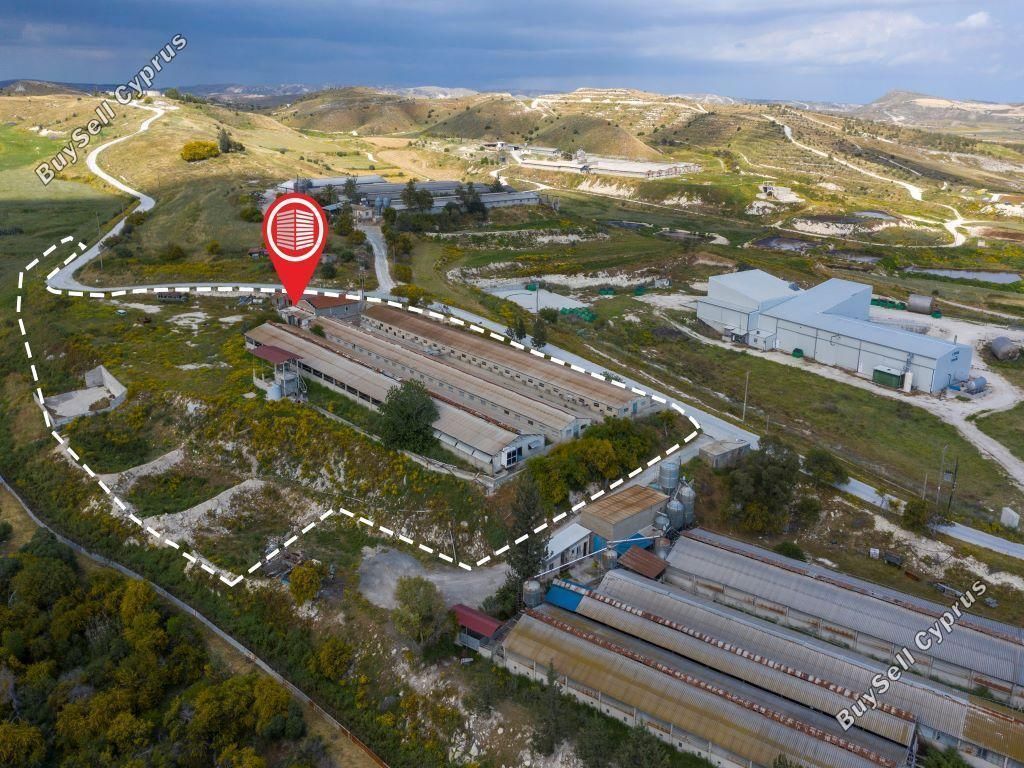 Property photo 3 of 7