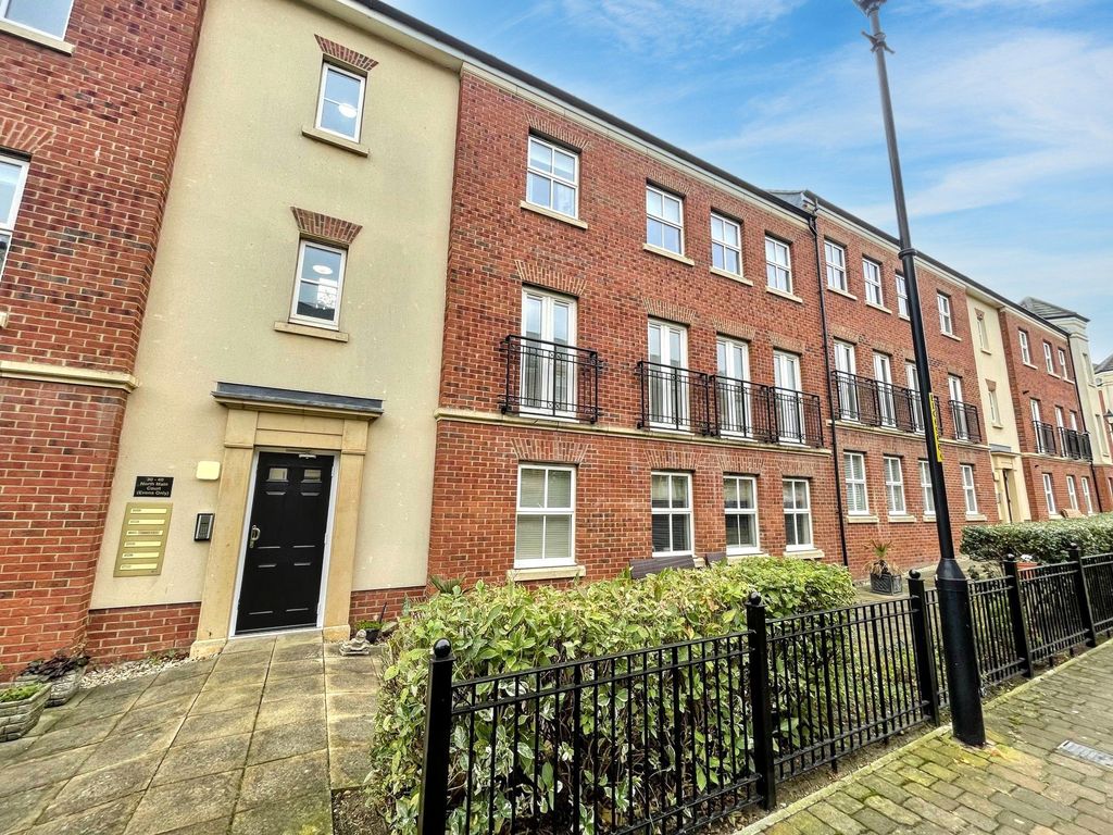 Property photo 1 of 9