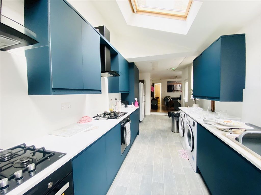 Property photo 3 of 18 Image00015.Jpeg