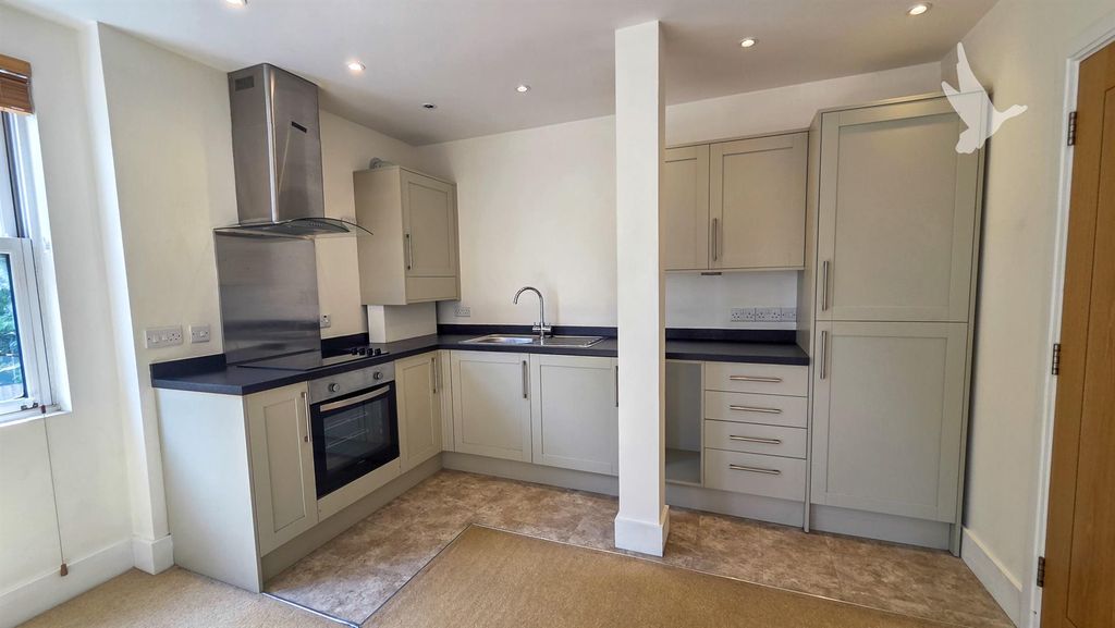 Property photo 3 of 8 43073.Jpg
