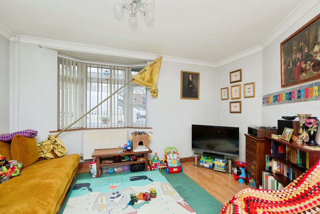 Property photo 2 of 13