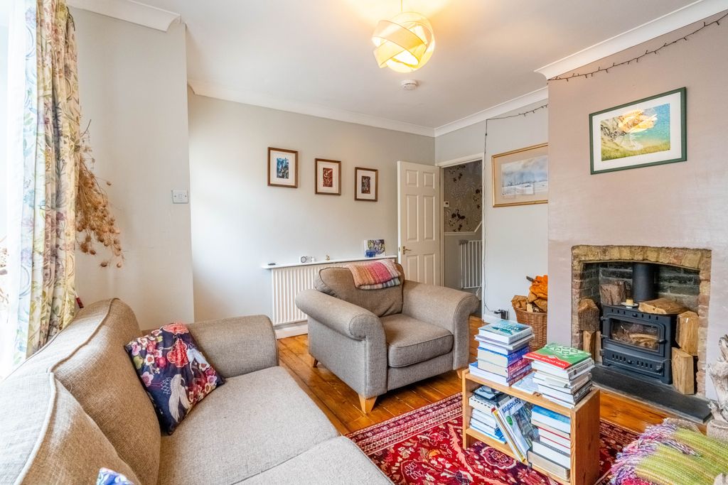 Property photo 3 of 17 Gallery