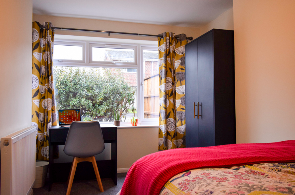 Property photo 1 of 12 82 Leng Update 2