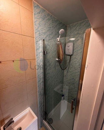 Property photo 3 of 4