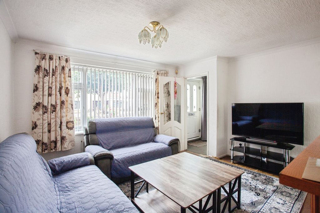 Property photo 2 of 18 Pbox-Img.Jpg