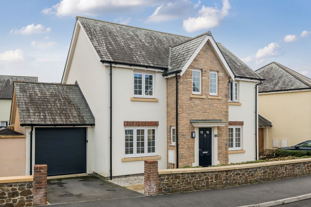 Property photo 1 of 21 1525358-23-1A0ce872F0Ae8