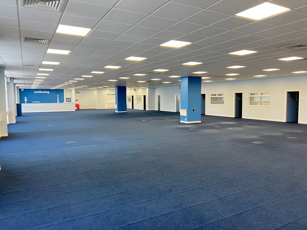 Property photo 3 of 11