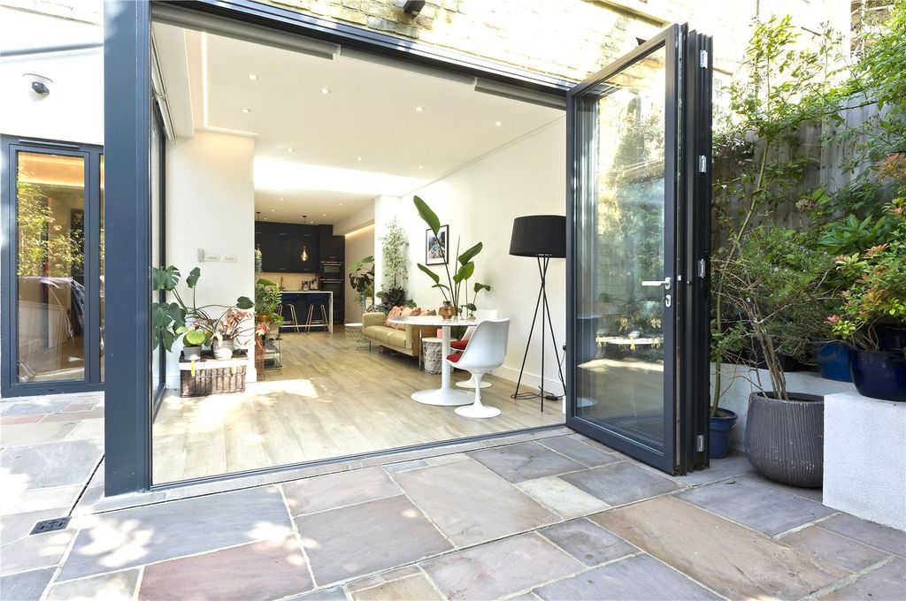 Property photo 3 of 11 A085i00000L93Iyaab_Cso230334_17.Jpg