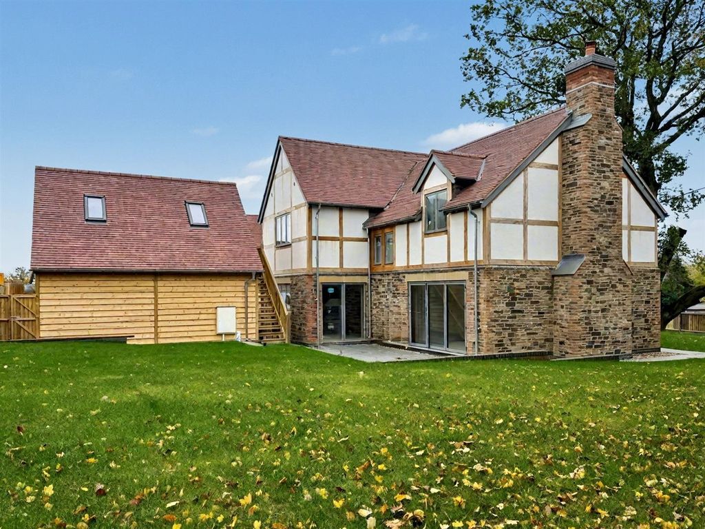 Property photo 2 of 5