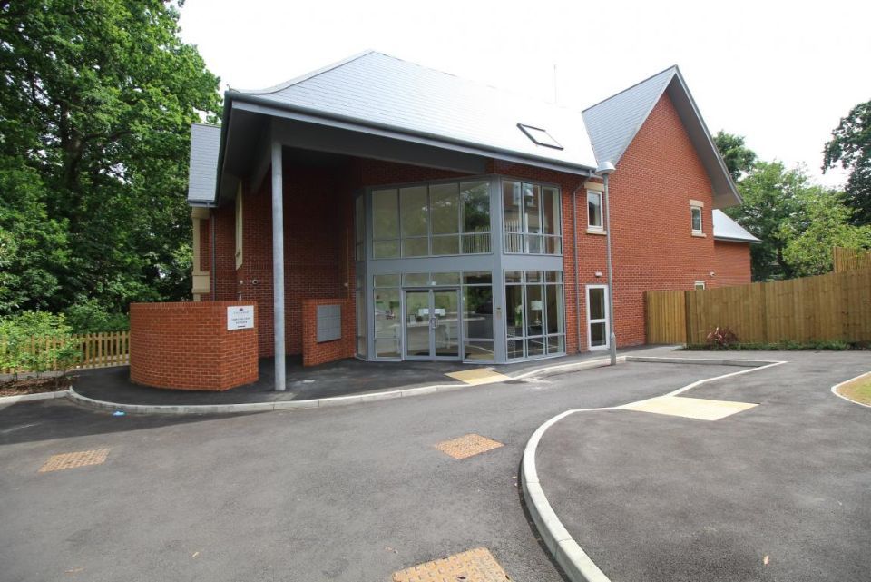 Property photo 1 of 8 8