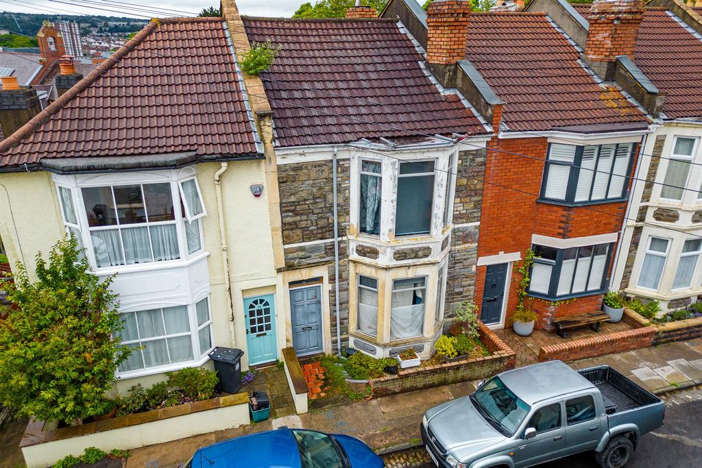 Property photo 2 of 34 12 Somerset Terrace, Victoria Park, Bristol Bs3 4L