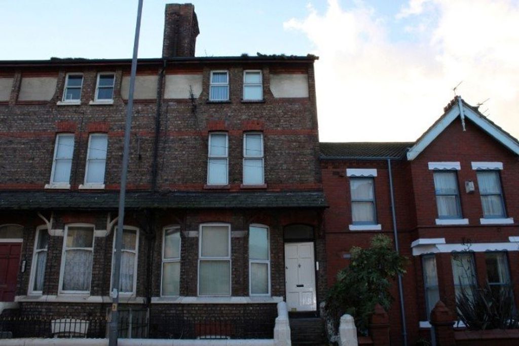 Property photo 1 of 8