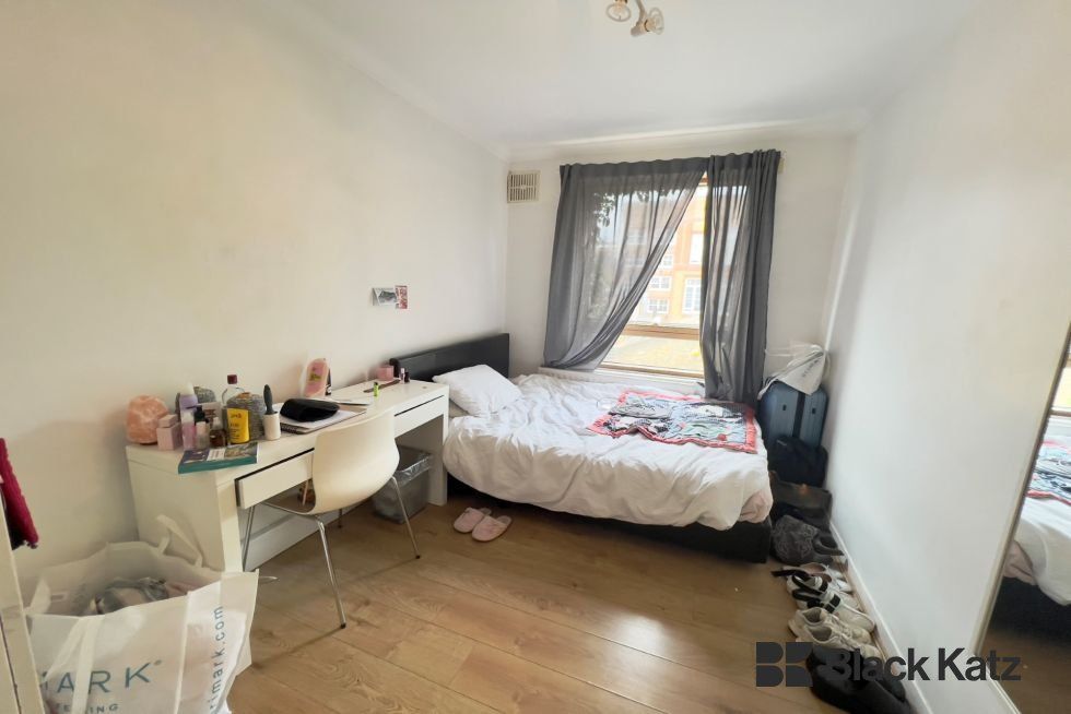 Property photo 3 of 5