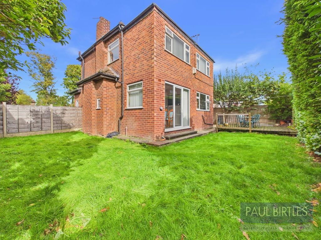 Property photo 2 of 30 Cam04378G0-Pr0437-Still039.Jpg