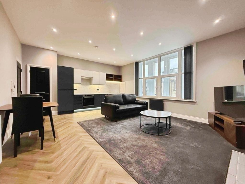 Property photo 2 of 10 Pbox-Img.Jpeg