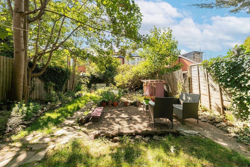 Property photo 2 of 7