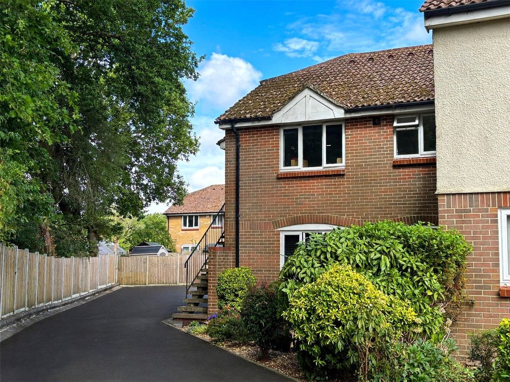 Property photo 1 of 1 Picture No. 02