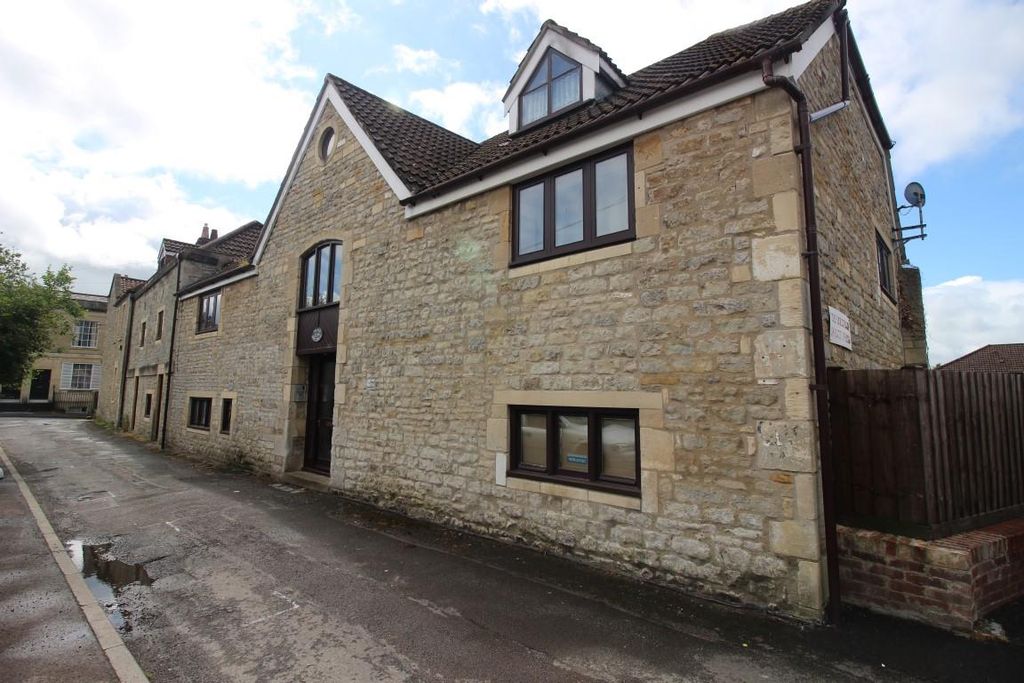 Property photo 1 of 9 Front.Jpg