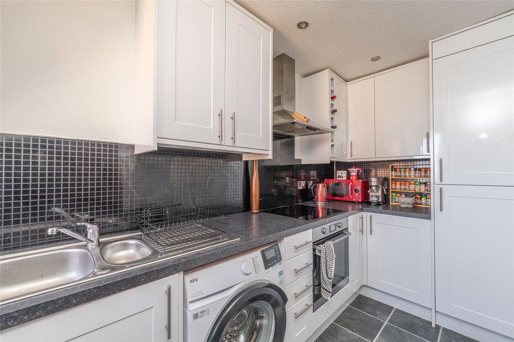 Additional image 3 of 2 bed flat for saleBuccleuch Street, Dalkeith, Midlothian EH22