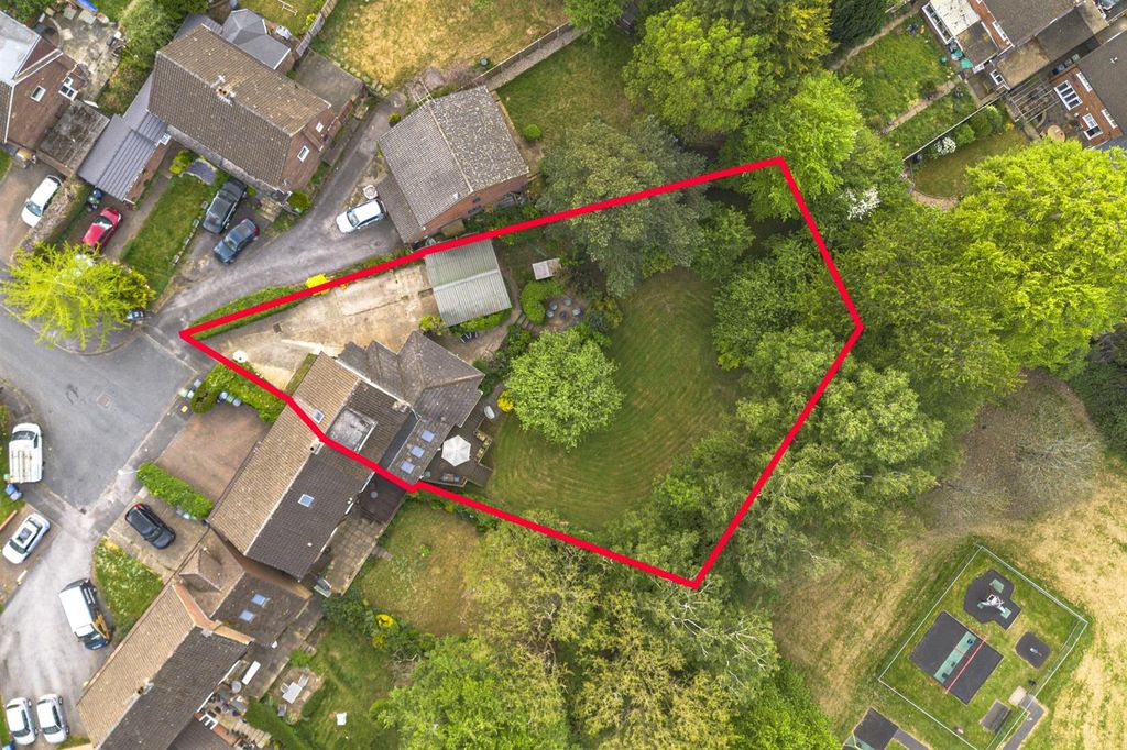 Property photo 2 of 18